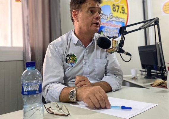 Josan Leite aponta abandono de Maceió após licença de JHC: 'se afasta para ser cabo eleitoral de terceiros”