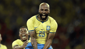 Ancelotti testa duas formações e Brasil goleia Panamá no Maracanã