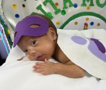 Maternidade Santa Mônica realiza fotos de Carnaval com bebês prematuros
