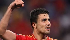 Barcelona aumenta oferta, mas City mantém pedida por Rodri