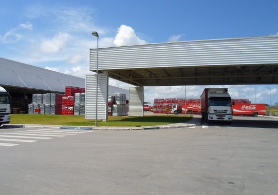 Fábrica de bebidas em Alagoas deve gerar 80 empregos