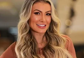 Andressa Urach diz que vai abrir igreja só para 'pecadores'