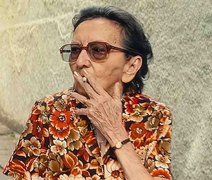 Mesmo após reconhecimento internacional, Tânia Maria segue vendendo tapetes