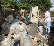 50 toneladas de lixo são encontradas dentro de casa na Santa Lúcia