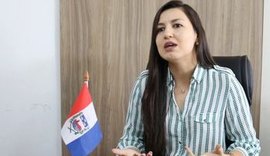 Cláudia Petuba deve explicações ao governo de AL