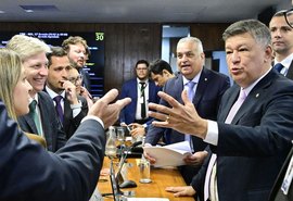 CPMI do INSS aprova quebra de sigilo de Lulinha e convoca André Moura