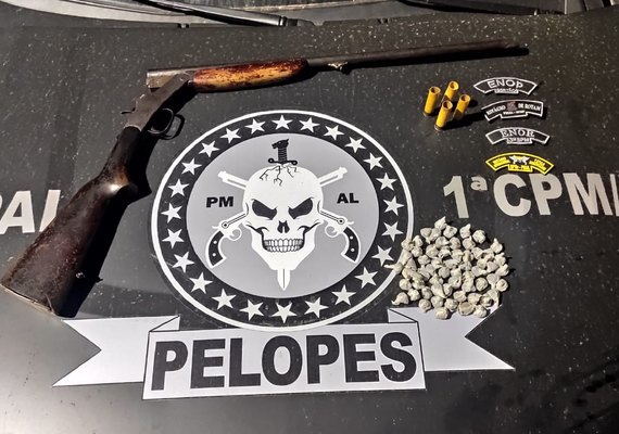 Militares apreendem armas e recuperam veículo roubado no Interior