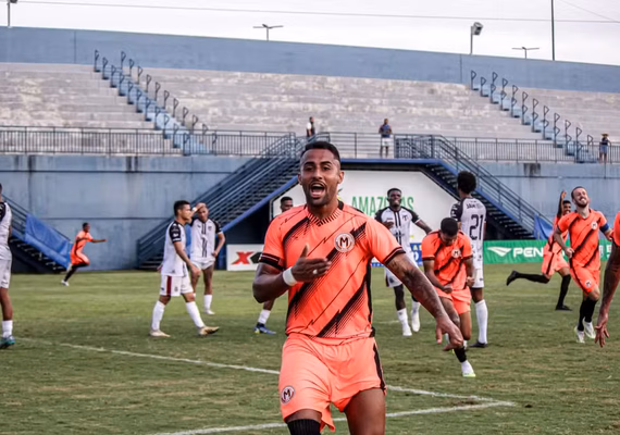 CSA anuncia contratação de centroavante e dois laterais para a Série D