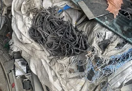 Dono de ferro-velho é preso em flagrante por receptação de fiação elétrica na Serraria