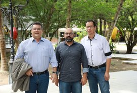 Ciclo de palestras abordou corte de orçamento nas universidades