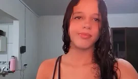 Adolescente de 14 anos é achada morta em mata e amigo confessa assassinato