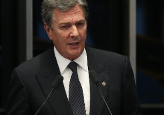 Collor admite pecado por não declarar obras de arte em alegações no STF