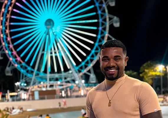 Campeão do BBB visita Alagoas e alfineta críticos; confira