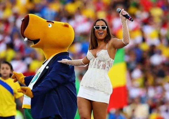 Anitta é criticada no encerramento da Copa América: Chama a Ivete