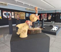 Exposição ''Reencontro'' reúne 65 artistas alagoanos no Teatro Deodoro