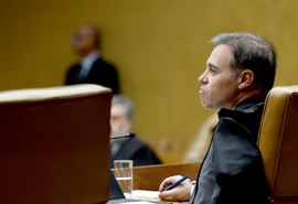 André Mendonça derruba sigilo de inquéritos do caso Banco Master após pedidos