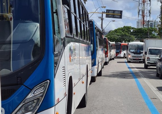 Rodoviários de Maceió descumprem decreto estadual e sentença judicial