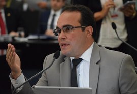 Davi Maia ‘desafia’ Sílvio Camelo a ‘remarcar’ ida de Barbosa a ALE