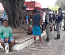 Morador de rua é esfaqueado após briga no Centro de Arapiraca﻿ ﻿