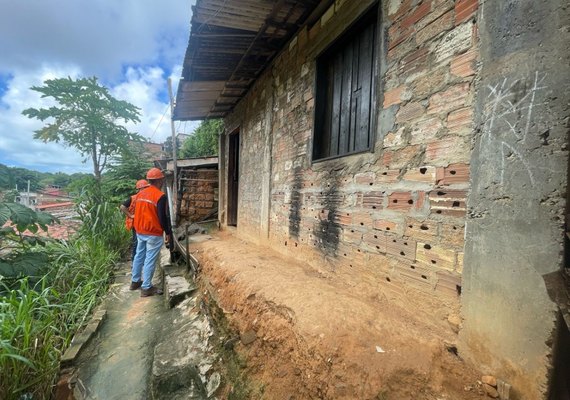 Está chovendo e mora em área de risco? Saiba o que fazer