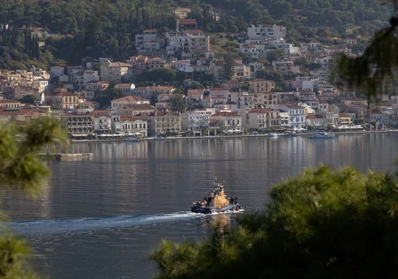 Doze migrantes morrem em dois naufrágios na costa da Grécia