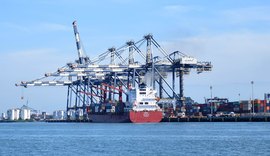 Balança comercial tem pior resultado para novembro desde 2021