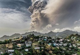 Vulcão da Ilha do Caribe tem a maior explosão de sua história