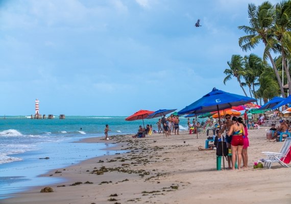 Alagoas poderá ter restrições rígidas durante feriadão