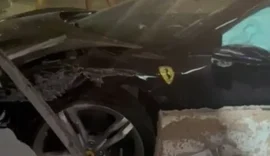 Ferrari colide com muro de restaurante na Jatiúca e provoca vazamento de gás