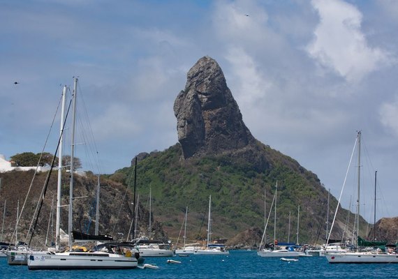 Fernando de Noronha reabre apenas para turistas que já tiveram Covid-19