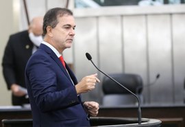 Ronaldo Medeiros elogia Correios e critica projeto de privatização