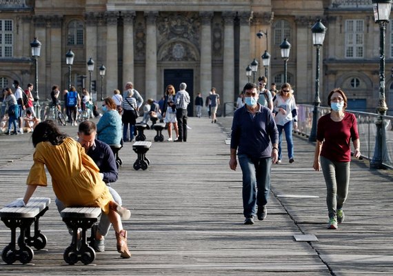 Regiões de Paris manterão monitoramento após reabertura