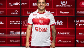 CRB apresenta atacante Saymom como aposta para a sequência da Série B