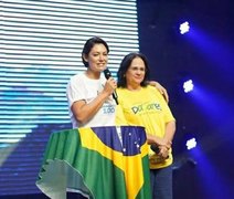 Michelle Bolsonaro e Damares anunciam participação em evento religioso, em Maceió