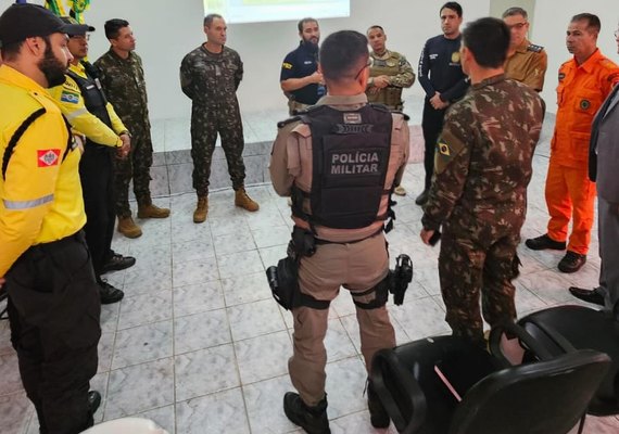Polícia civil participa de reunião que visa garantir a  segurança na visita do presidente Lula