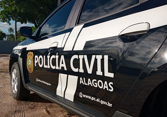Homem é preso após esfaquear ex-companheira que recusou reatar relacionamento