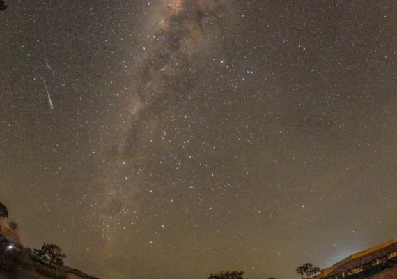 Confira dicas para ver três chuvas de meteoros ainda neste final mês