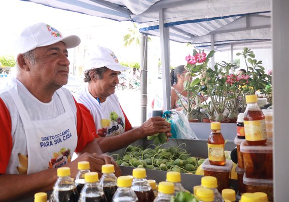 Comunidade Boa Vista é destaque com produtos agroecológicos na feira da agricultura familiar em Delmiro Gouveia