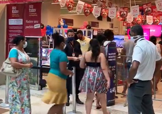 Comércio varejista cresce 25% no mês de novembro em Alagoas