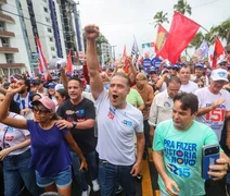 Caminhada histórica marca reta final da campanha de Renan Filho em Maceió