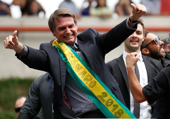 Apuração: Bolsonaro chega a 46,93% de votos no país