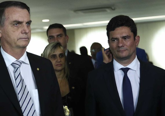 Bolsonaro tem acordo com Moro para afastar alvos de denúncias robustas