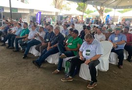 ASPROVAC segue com segundo dia Alagoas Cana Show com palestras técnicas e mesa redonda