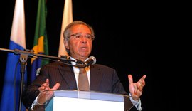 Ministro diz que BNDES ainda deve bilhões ao governo