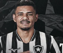 Botafogo confirma retorno de Tiquinho Soares para segunda passagem no clube