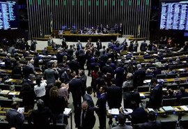 Bancada evangélica acumula frustrações e espera nome no governo