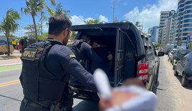 Suspeito de roubo de celular é preso pela em Maceió