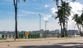 Ir à praia está proibido em AL até 20 de maio para conter Covid-19