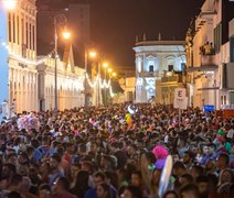 Gambiarras luminosas são furtadas após o Jaraguá Folia, em Maceió