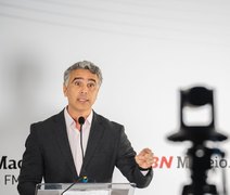 Rafael Brito se destaca em debate e critica ausência de JHC